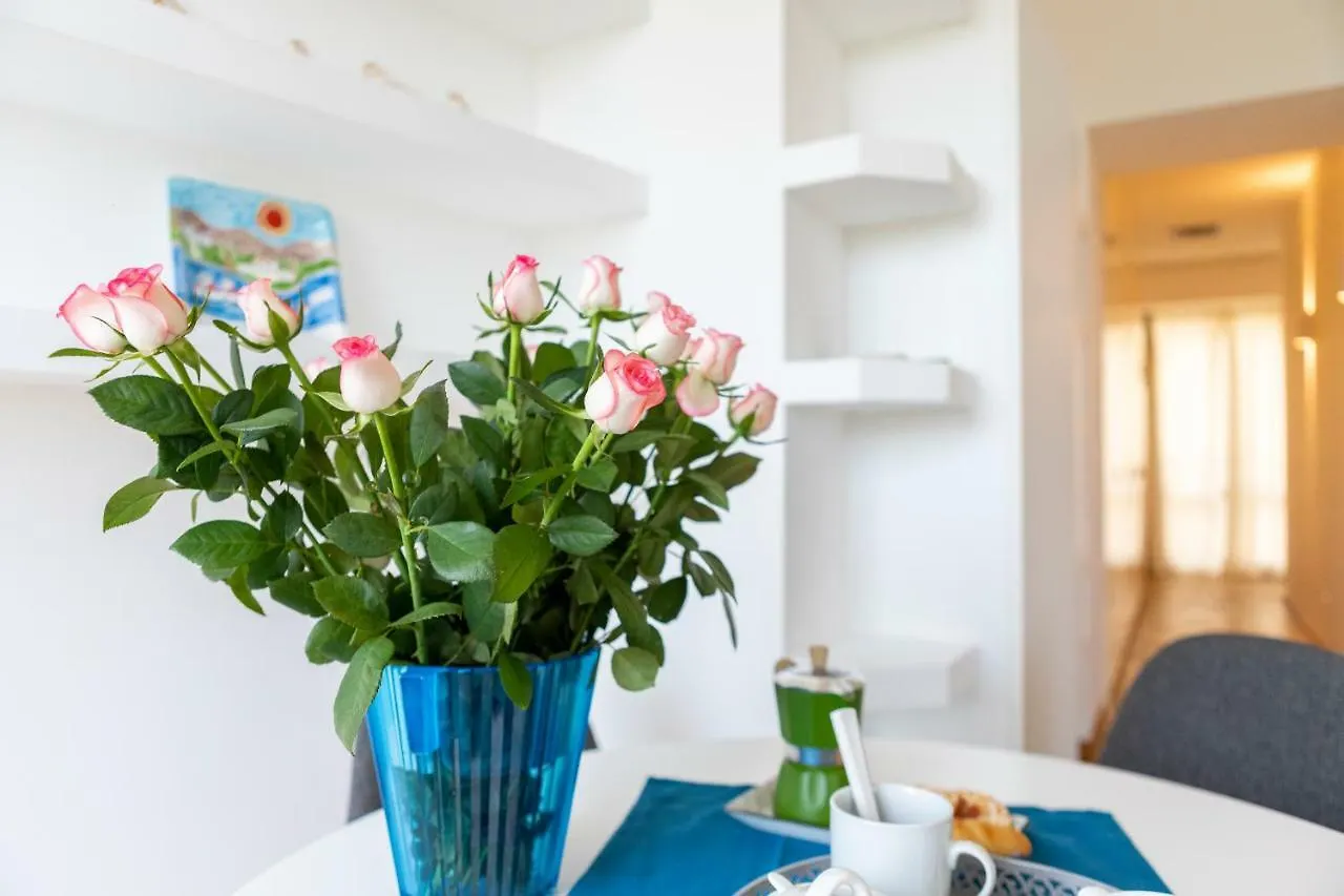 Charming Suite Palazzo Trinacria باليرمو